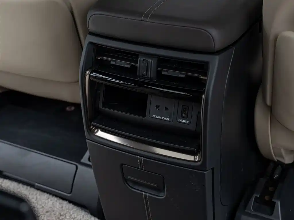 Toyota Alphard 2024 Hybrid 2.5L Prestige Edition фото 21
