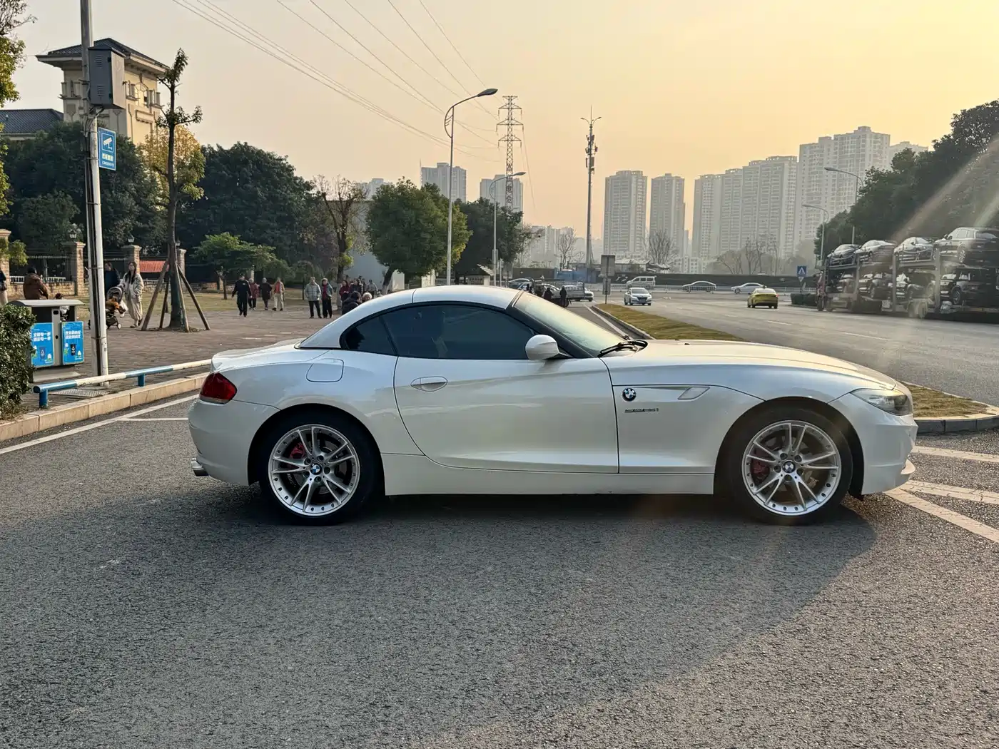 BMW Z4 2013 2012 sDrive20i Leading