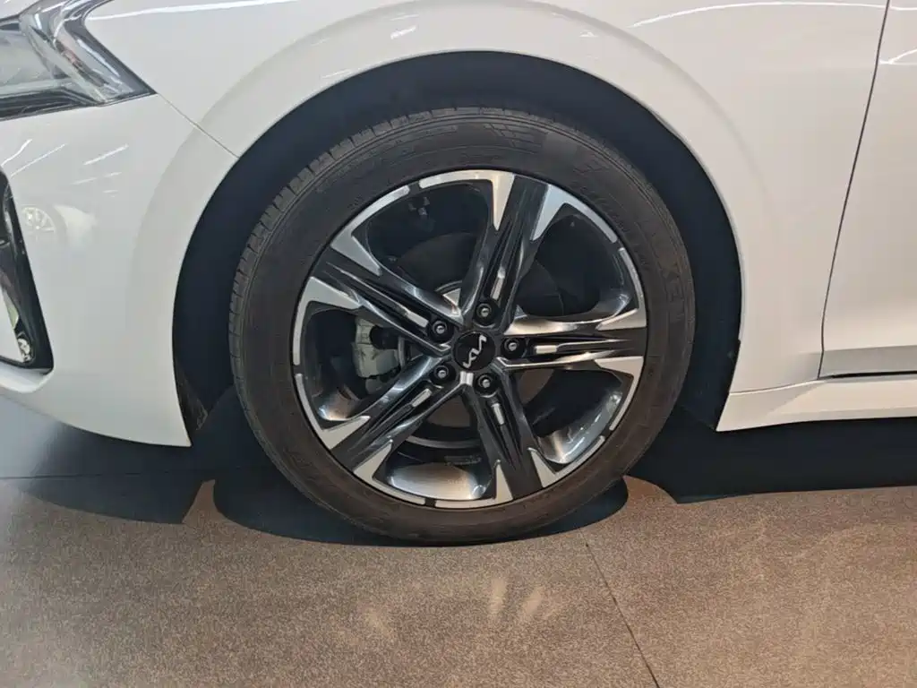 Kia K5 2025 2025 1.5T Premium Edition