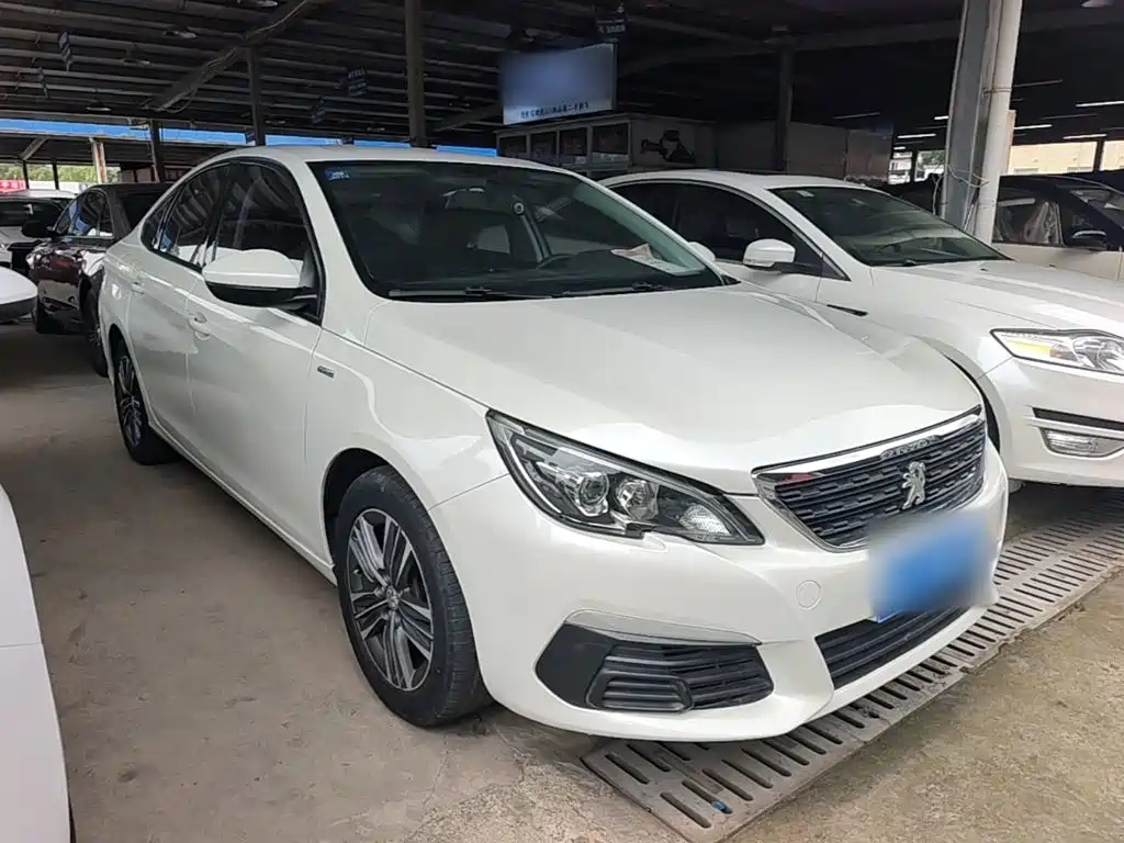 Фото 22 - Peugeot 308