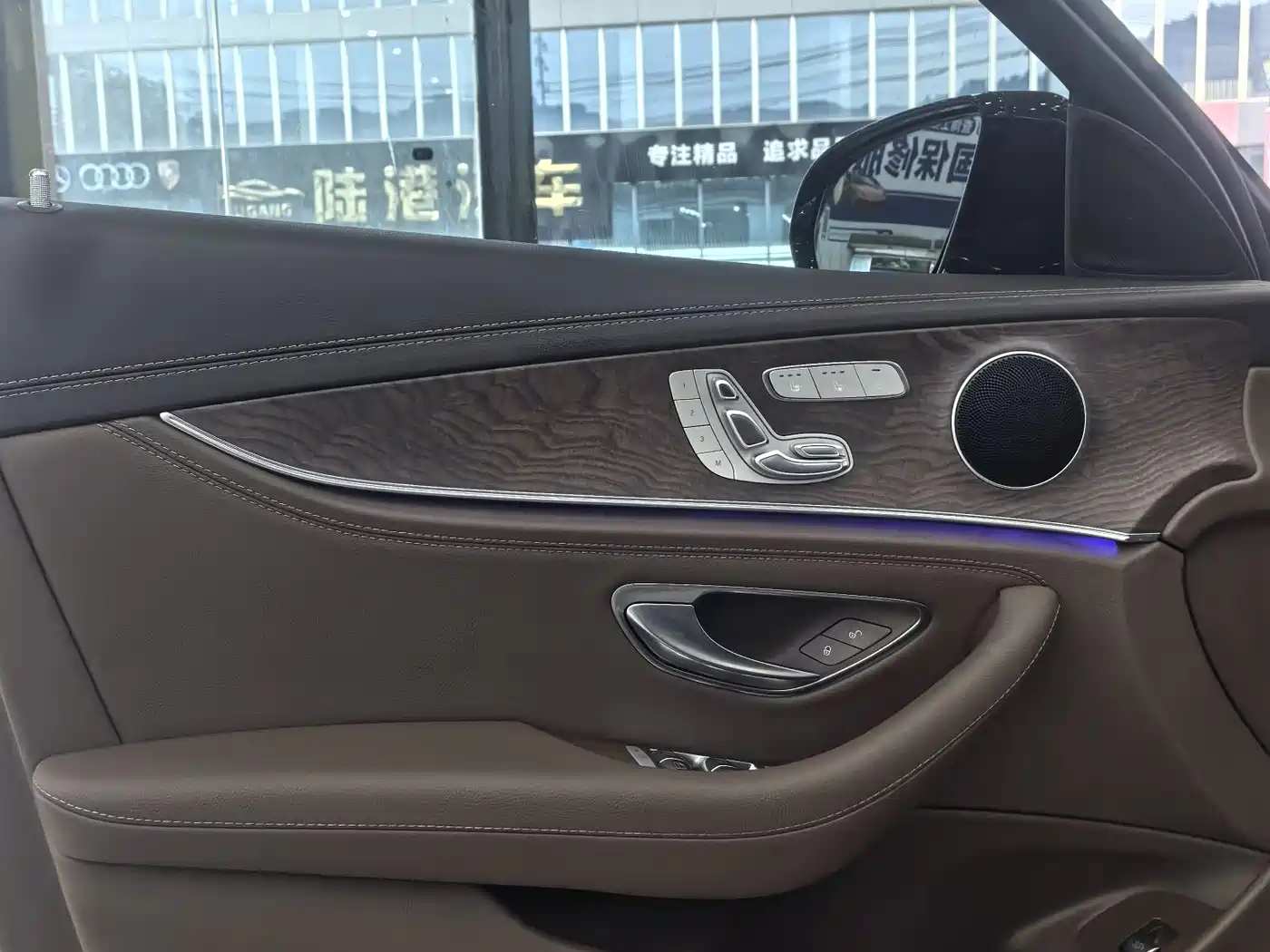 Mercedes-Benz E-Class 2020 E 300 L Fashion фото 9