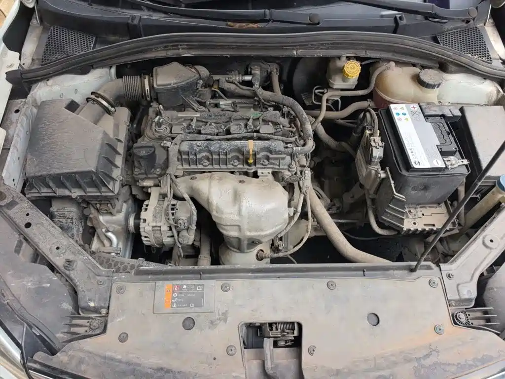 Roewe i5 2018 2019 1.5L Manual 4G-Connected Langyue Edition
