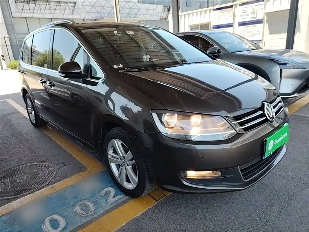 Volkswagen Sharan 2016 380TSI Comfort 7-seater фото 4