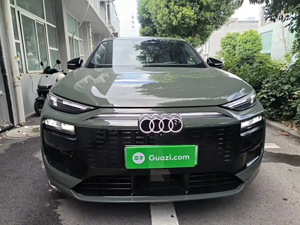Фото 3 - Audi Q6L e-tron
