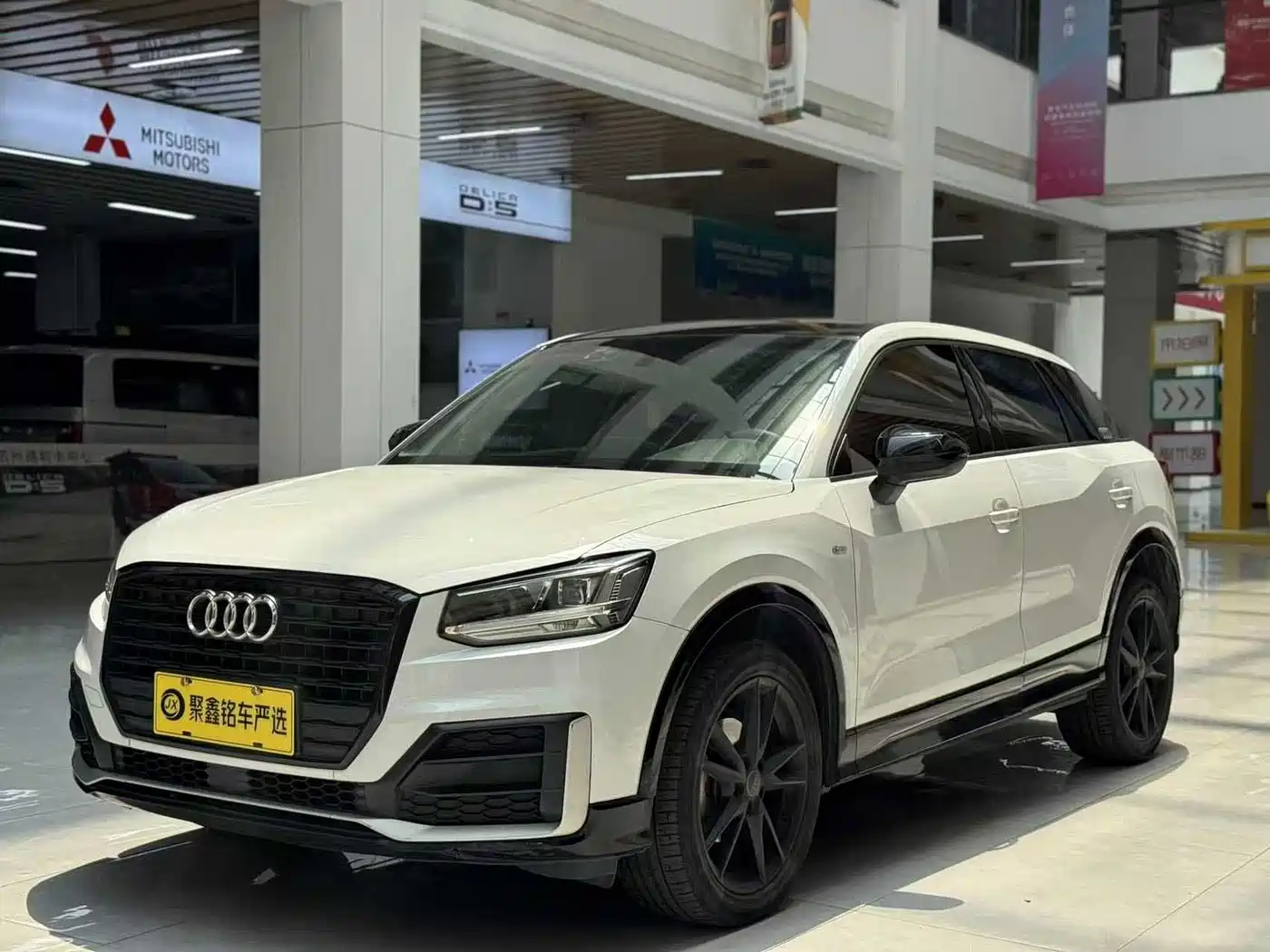 Audi Q2L 2020 35 TFSI Progressive Dynamic Model