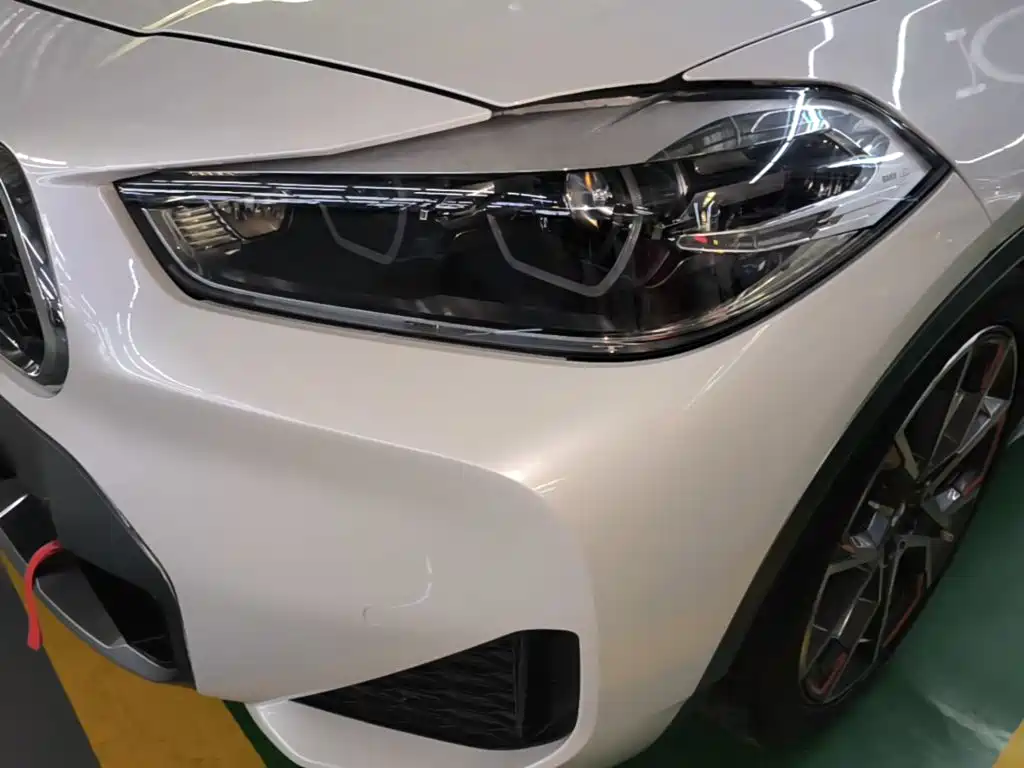 Photo 24 - BMW X2
