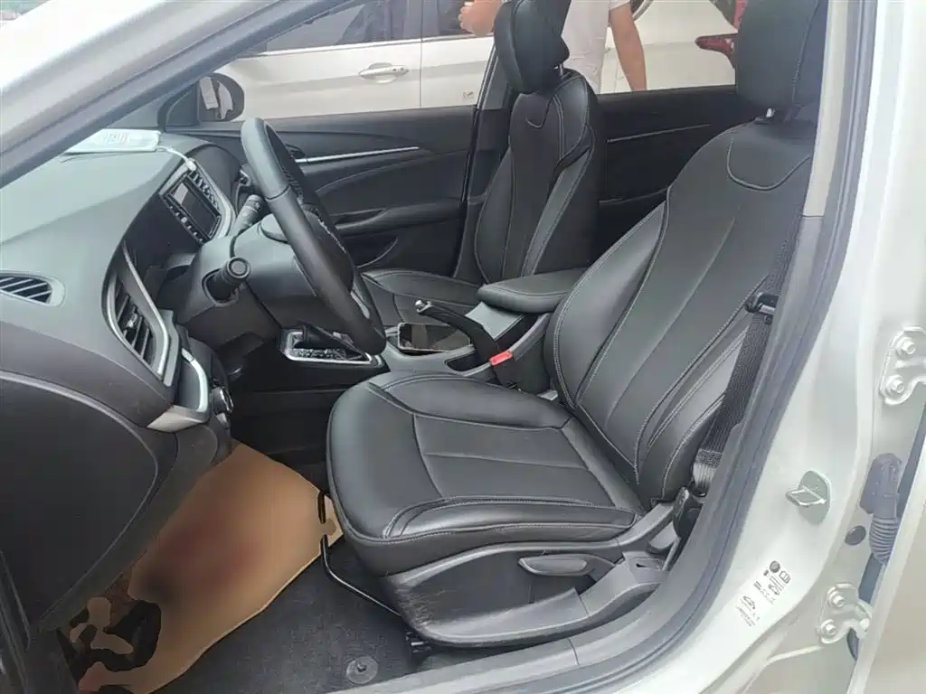 Buick Excelle 2019 18T Auto Connected Elite China VI фото 15