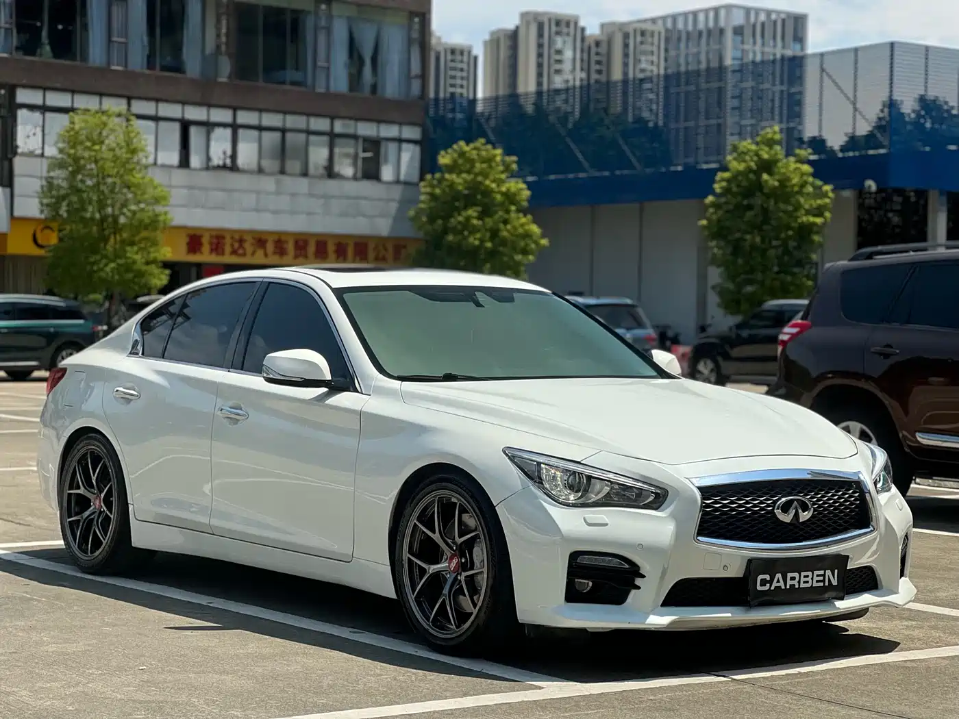 Infiniti Q50 2014 3.7L Luxury Sport фото 3