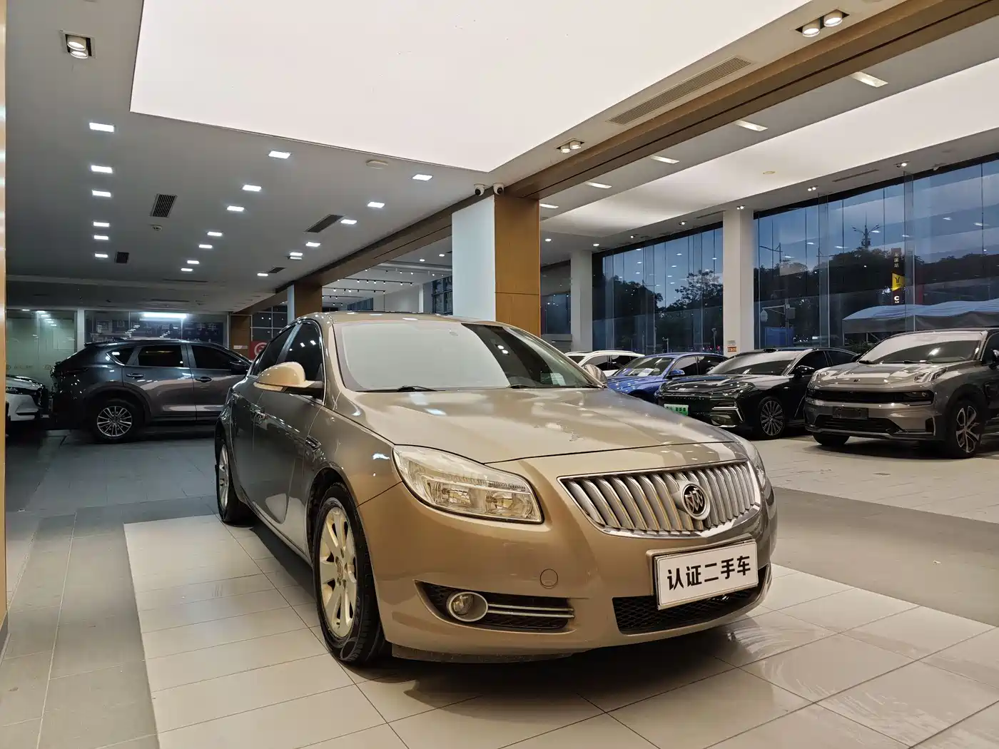Buick Regal 2012 Model 2.0L Comfort фото 5