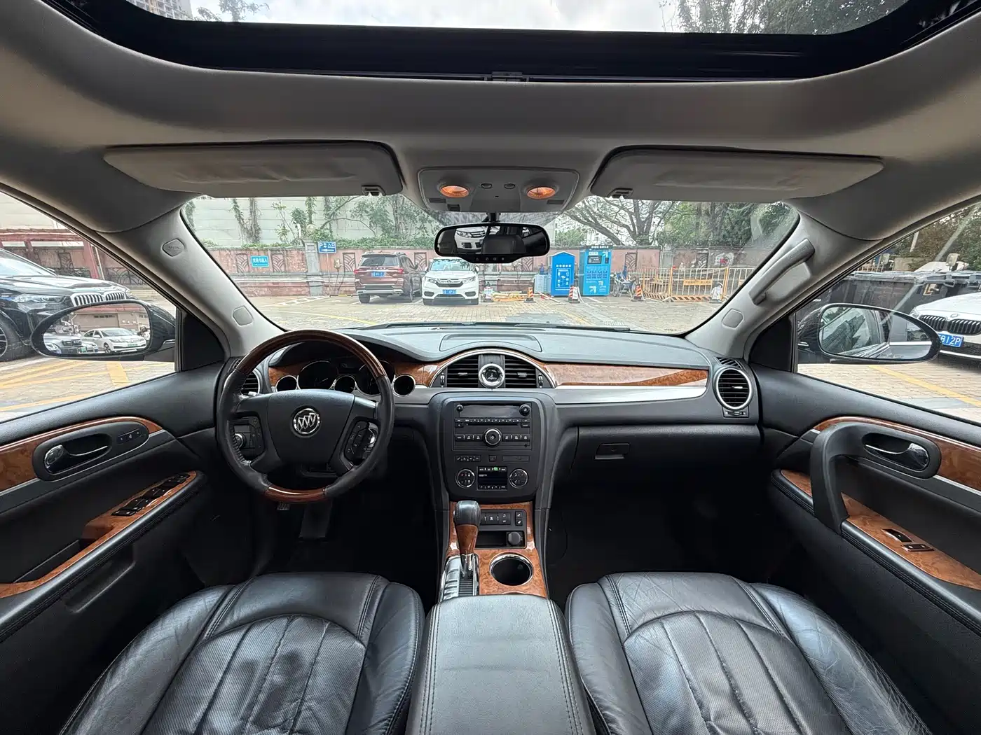 Buick Enclave 2010 2010 3.6L Elite Edition