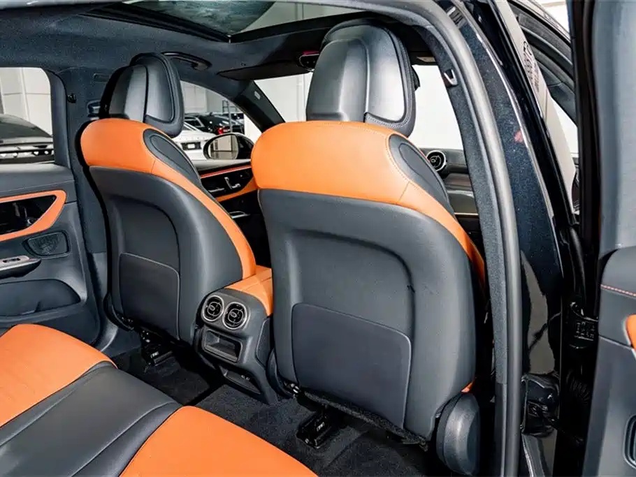 Mercedes-Benz GLC Coupe 2025 GLC 260 4MATIC Coupe SUV фото 18