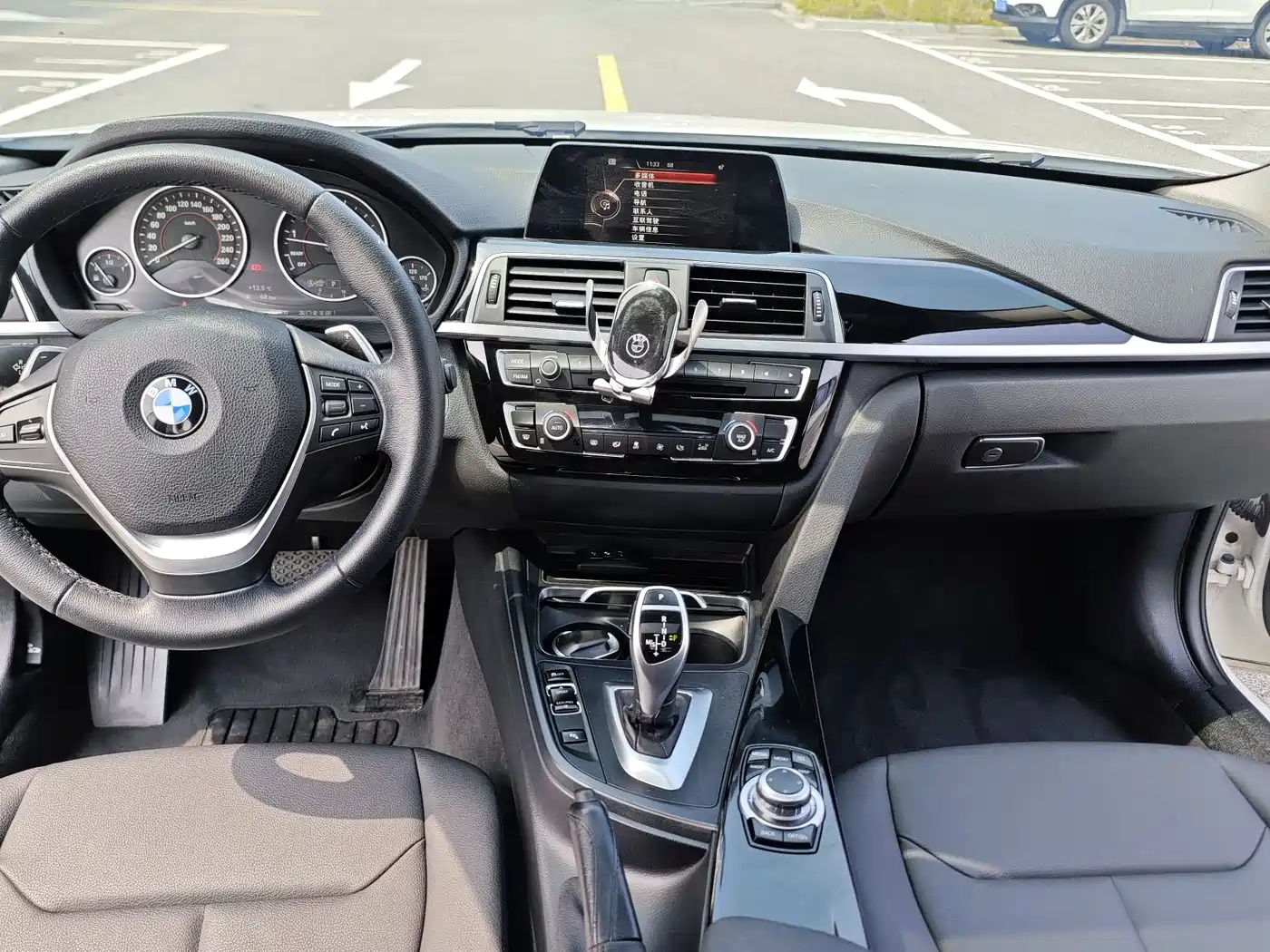 BMW 3 Series 2017 320Li M Sport фото 9