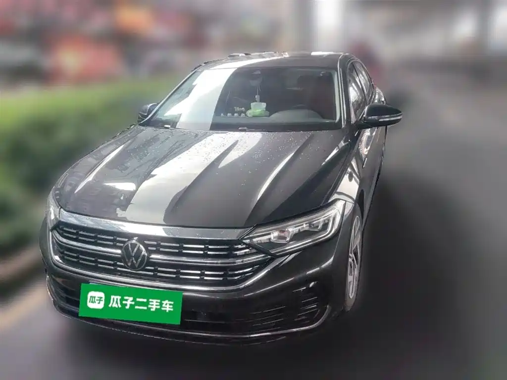 Volkswagen Sagitar 2023 300TSI DSG Surpassing Edition фото 2