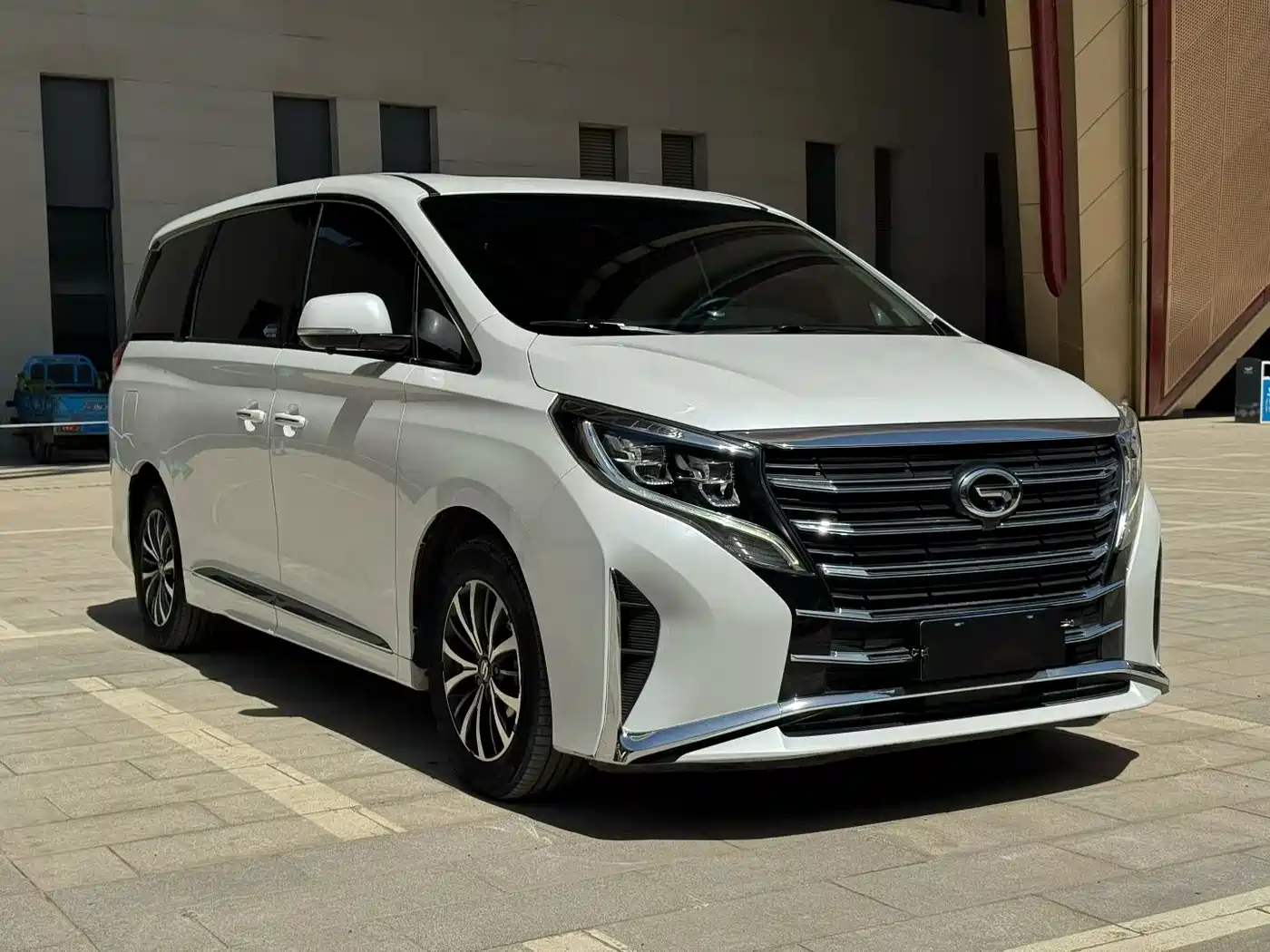 GAC TRUMPCHI M8