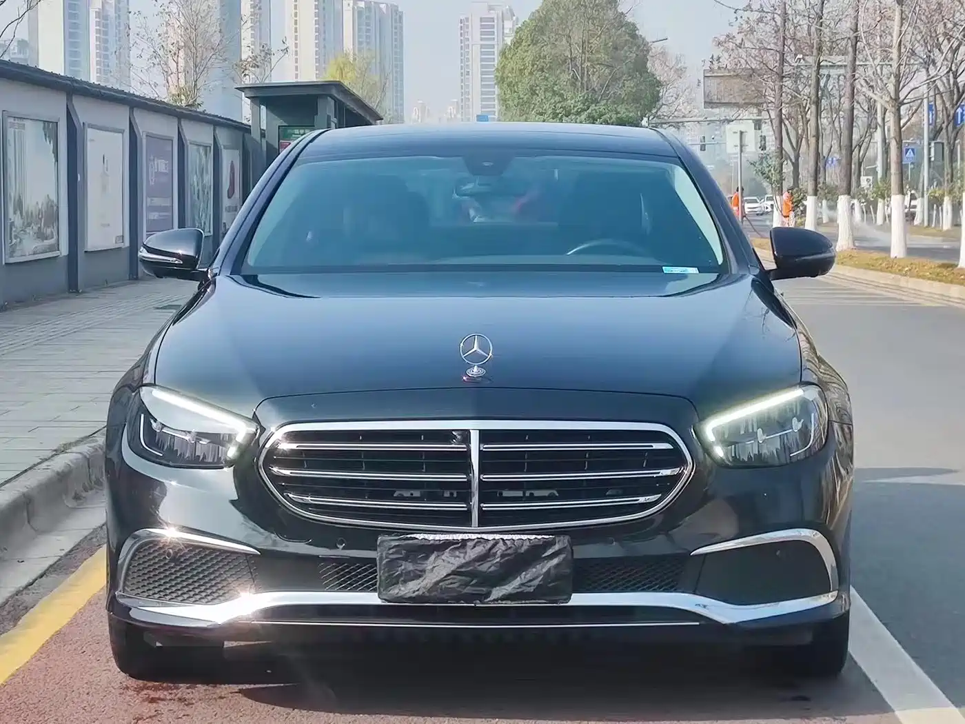 Mercedes-Benz E-Class 2023 E 300 L Fashion фото 2