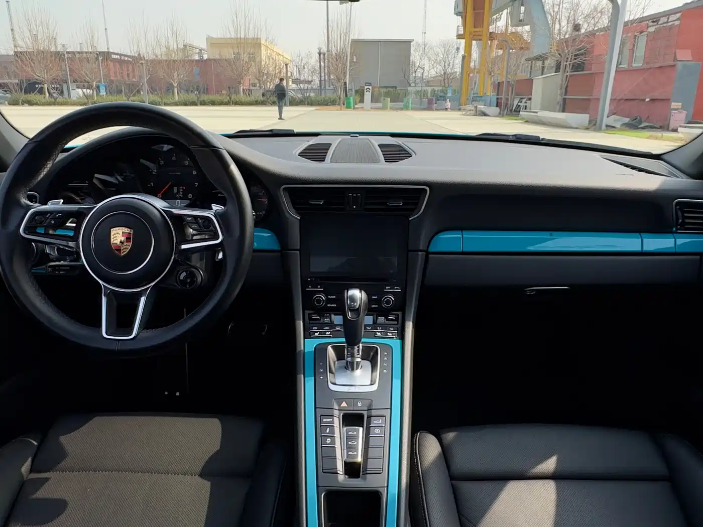 Porsche 911 2016 Carrera 3.0T фото 9
