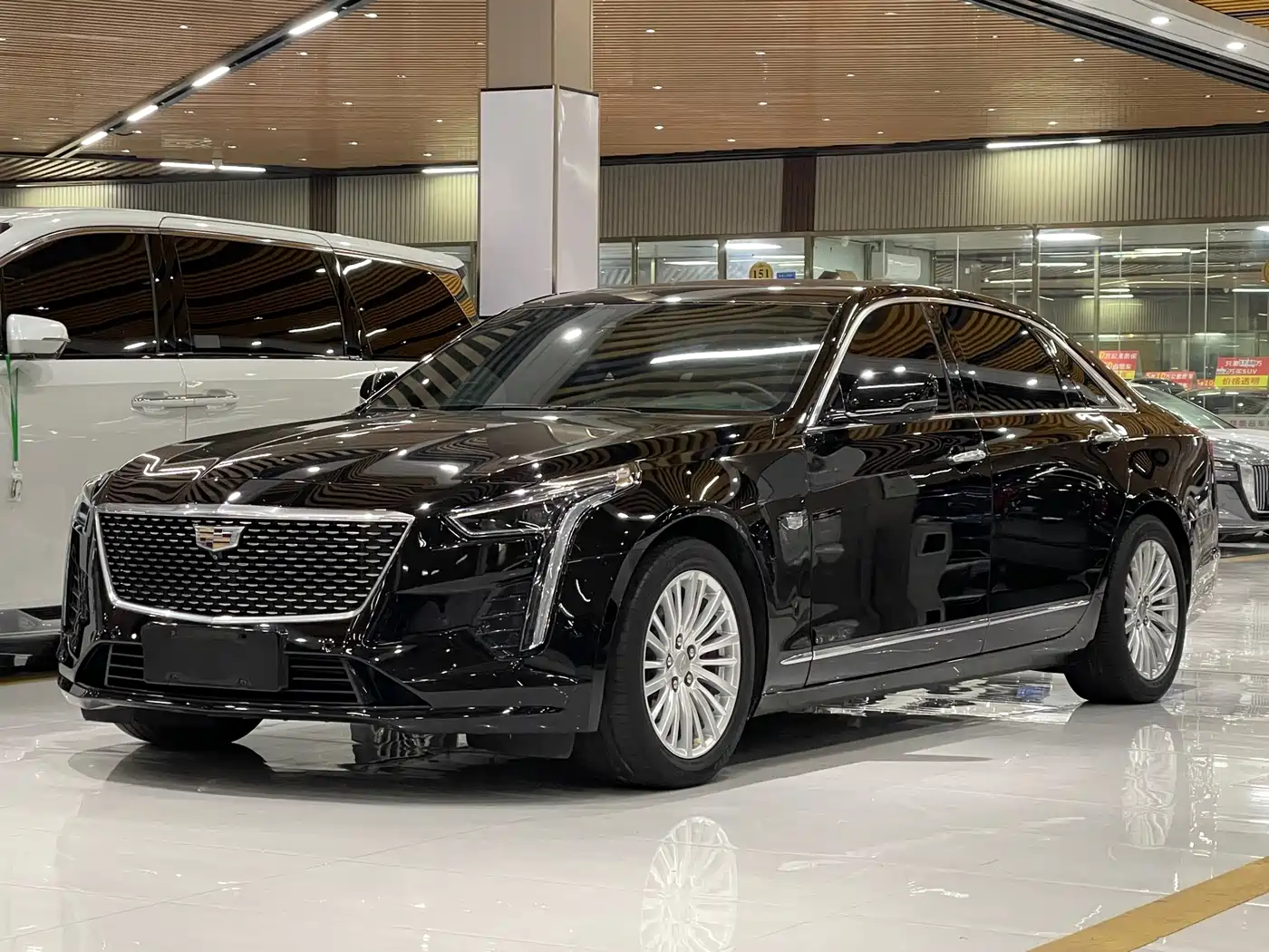CADILLAC CT6