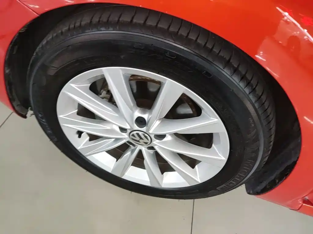 Фото 23 - Volkswagen Beetle