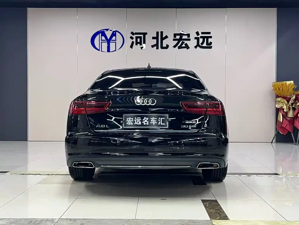 Фото 4 - Audi A6L
