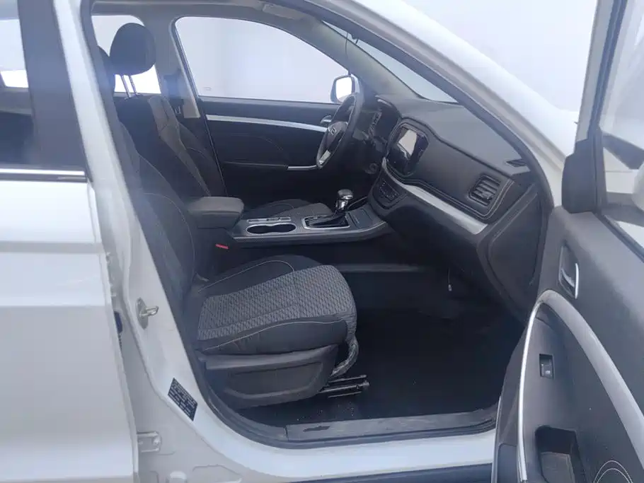 Yema Auto Bojun 2020 2020 Sport 1.5L CVT Comfort Edition