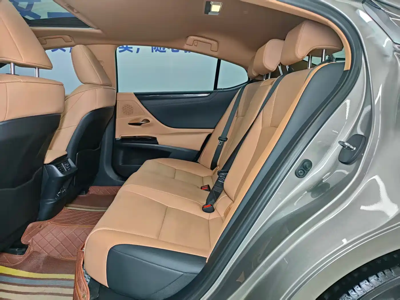 Lexus ES 2021 200 Excellence Edition фото 8