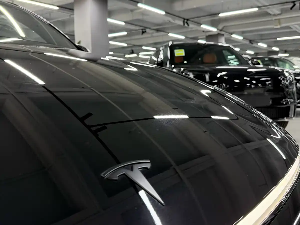 Tesla Model Y L 2026 2025 Facelift Long Range AWD