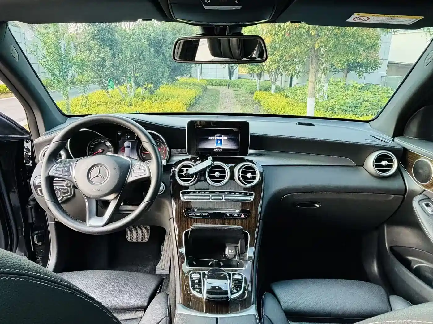 Mercedes-Benz GLC 2019 GLC 260 L 4MATIC Dynamic фото 17