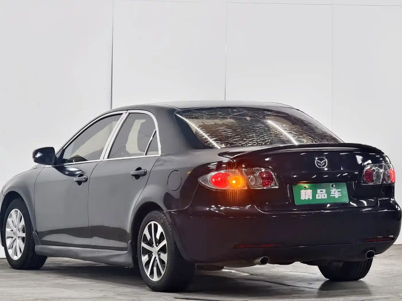 Photo 6 - Mazda 6