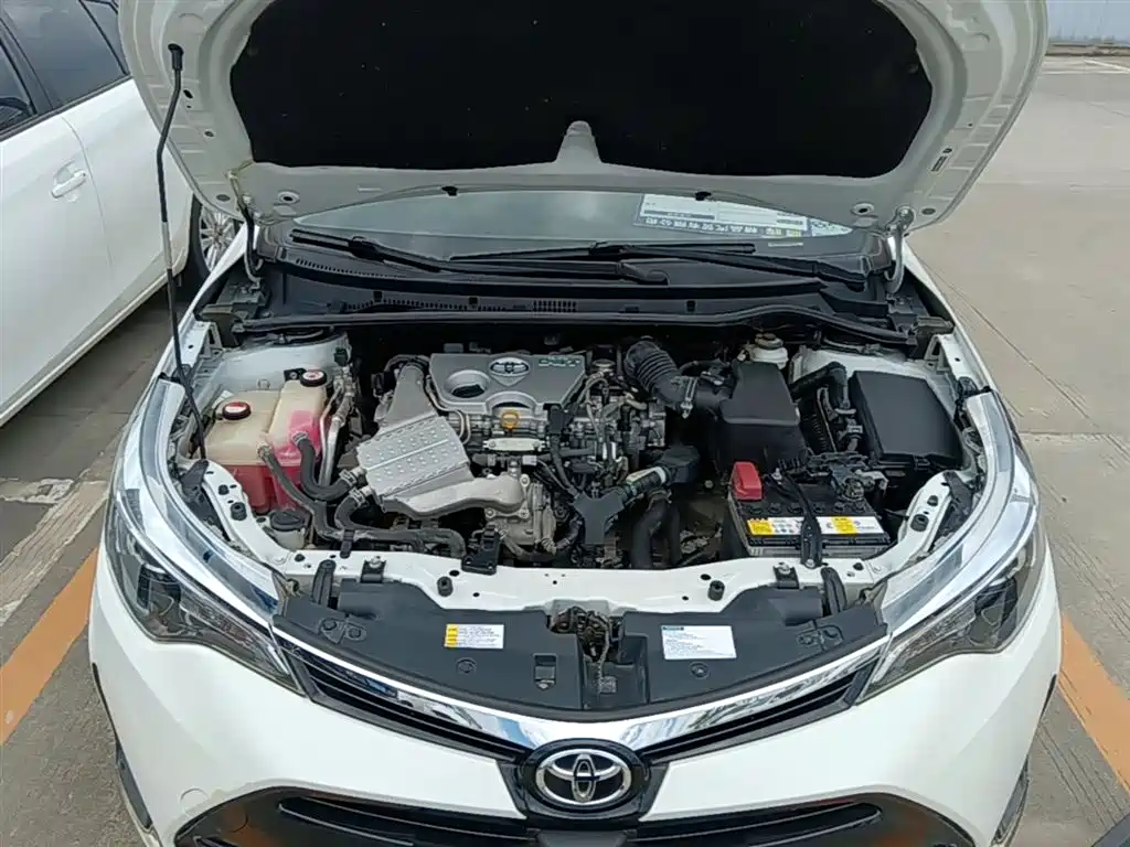 Toyota Levin 2018 185T CVT Premium Edition China V фото 20