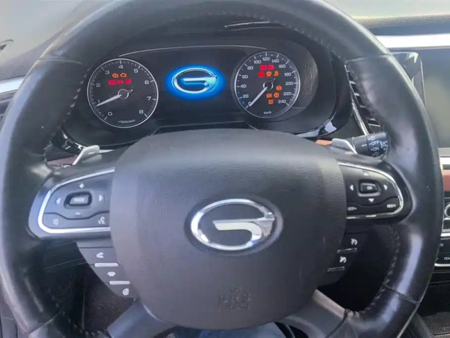 GAC Trumpchi Trumpchi GS8 2019 390T 2WD Luxury Smart Connect Edition (7-seater) фото 15