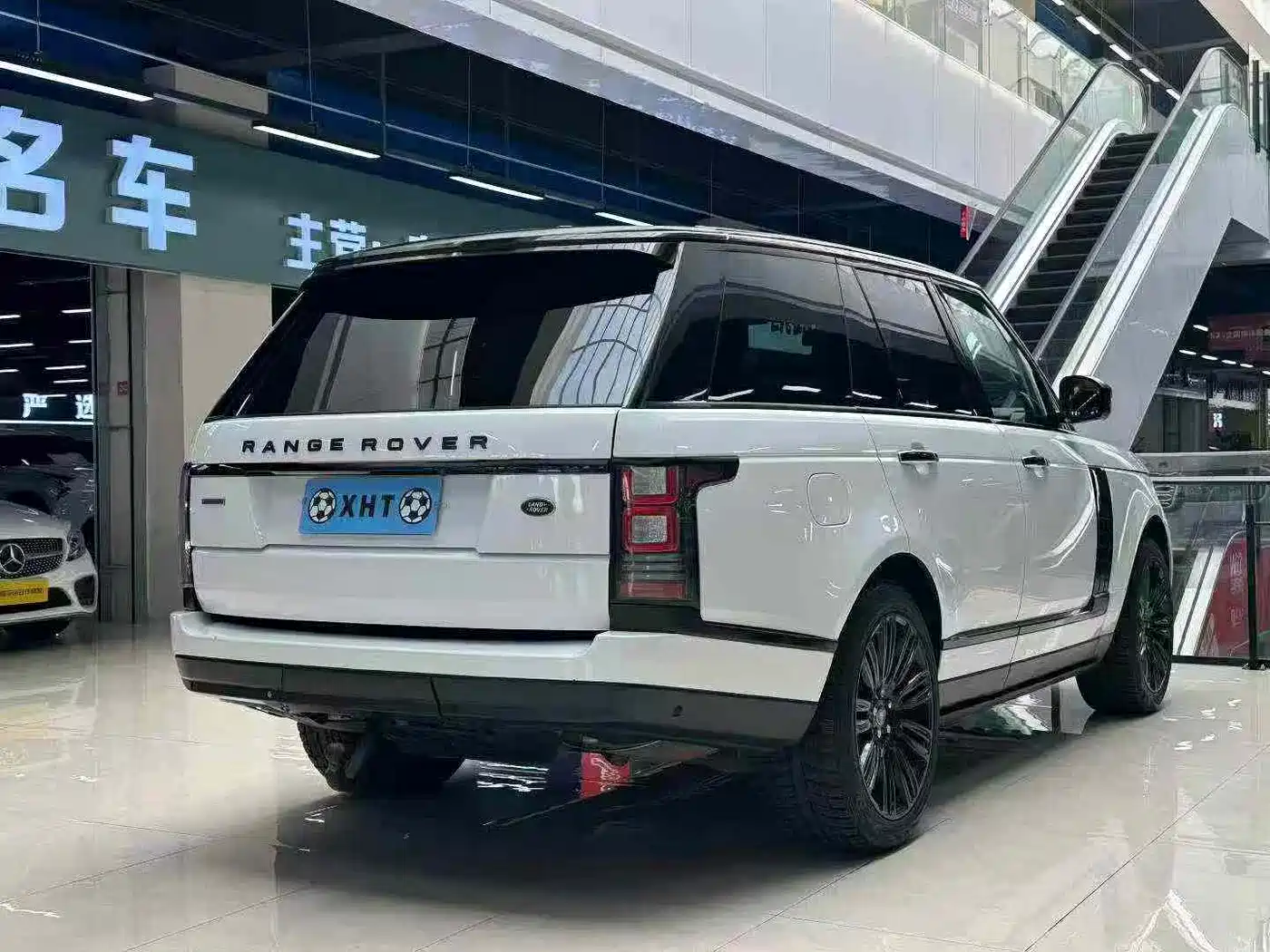 Land Rover Range Rover 2014 3.0 SC V6 Vogue SE фото 9