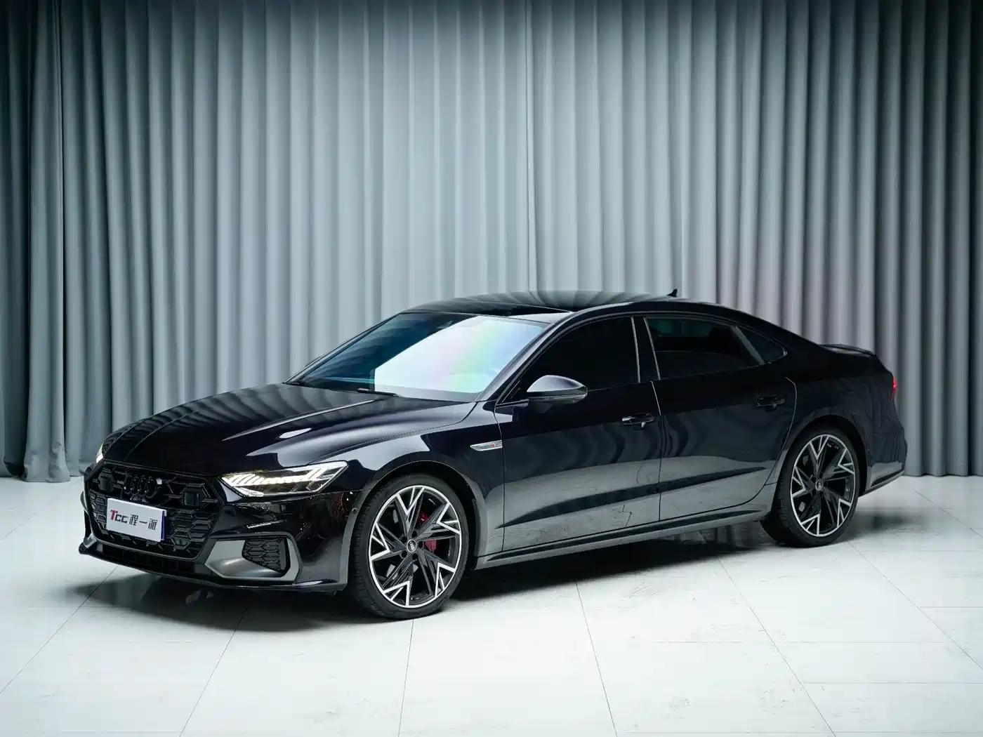 Audi A7L 2025 2024 45 TFSI quattro S-line Black Warrior Edition