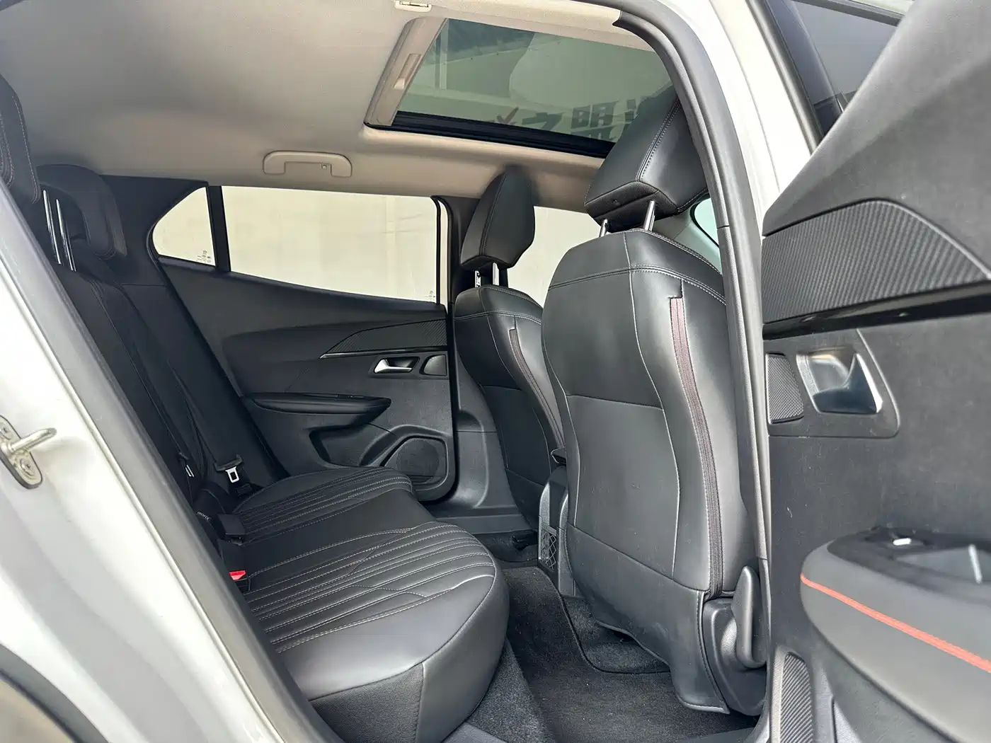 Peugeot 2008 2025 2022 230THP THE ONE