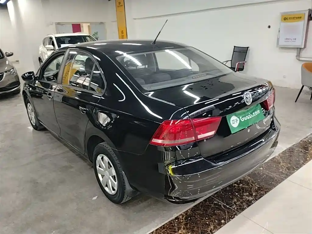 Volkswagen Santana 2015 1.6L Automatic Trend Edition фото 5