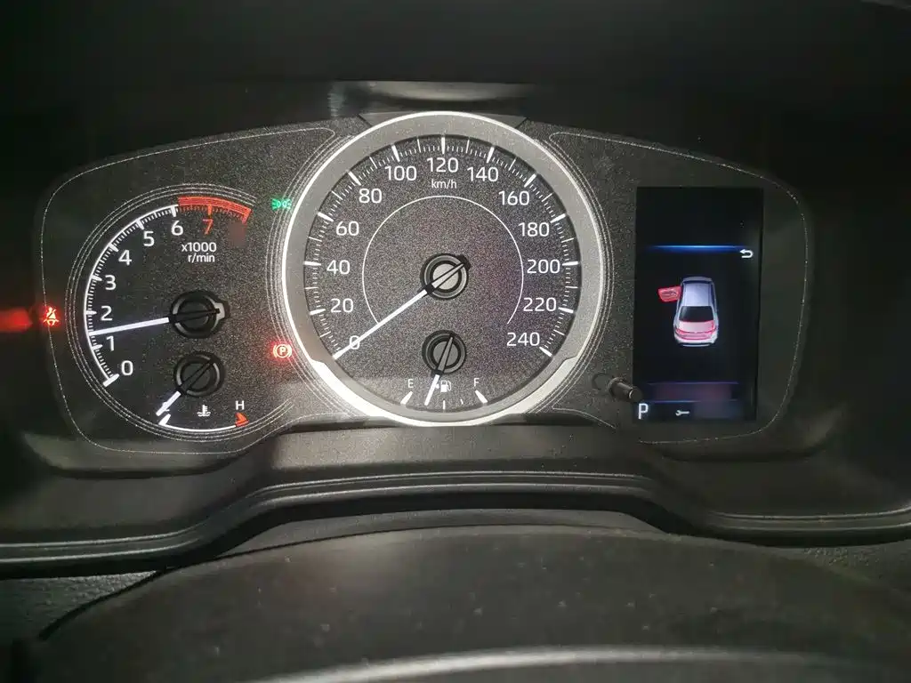 Toyota Levin 2021 185T CVT Luxury Edition фото 4