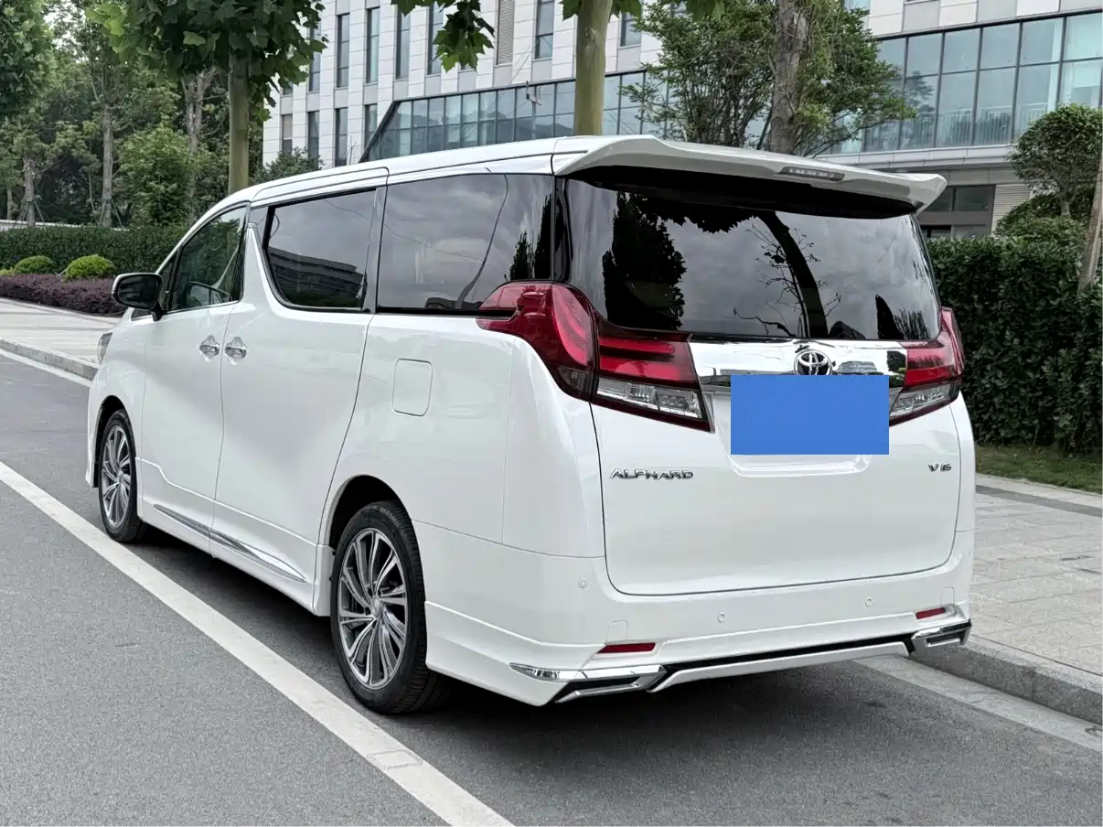 Toyota Alphard 2015 3.5L Luxury Edition фото 3