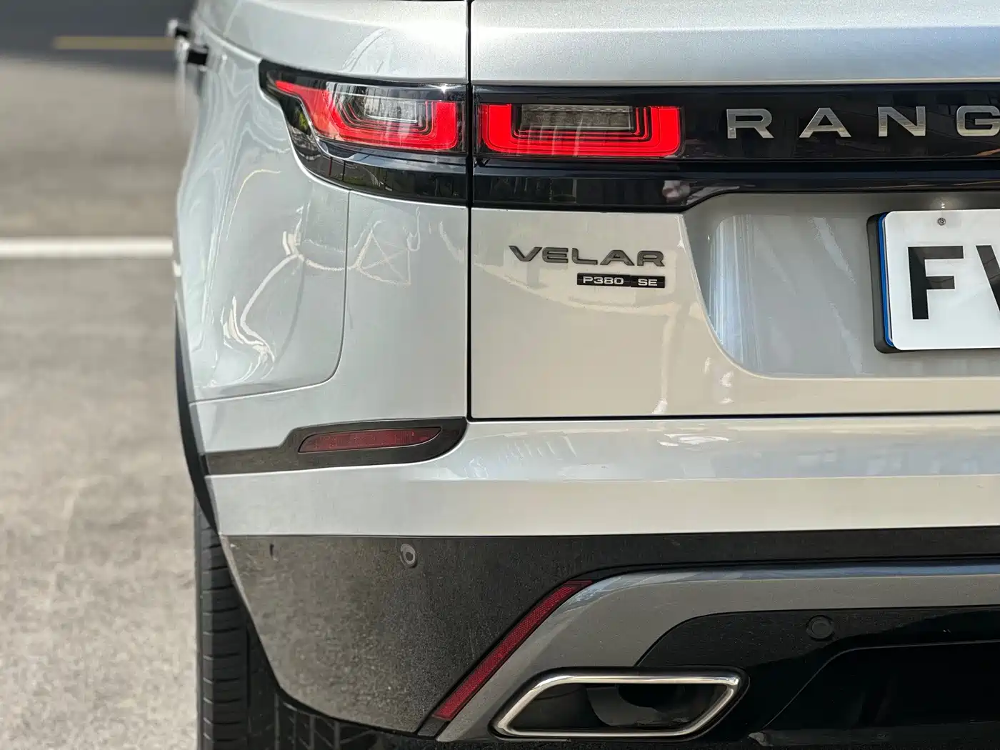 Photo 39 - Land Rover Range Rover Velar