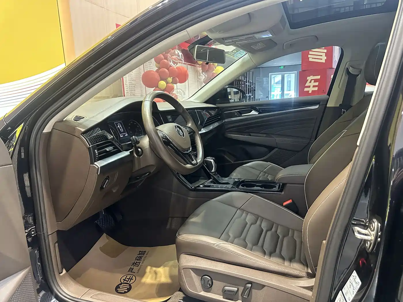 Volkswagen Passat 2019 330TSI Elite Version China VI фото 8