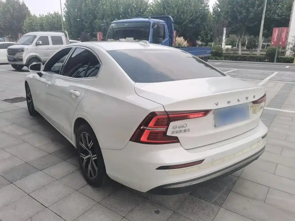 Volvo S60 2023 2023 B4 Smart Vision Luxury Edition