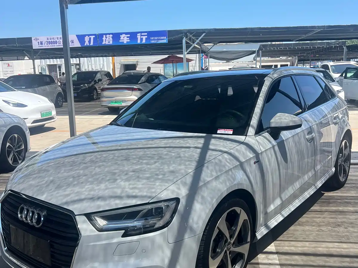 Audi A3 2018 30th Anniversary Sportback 35 TFSI Sport