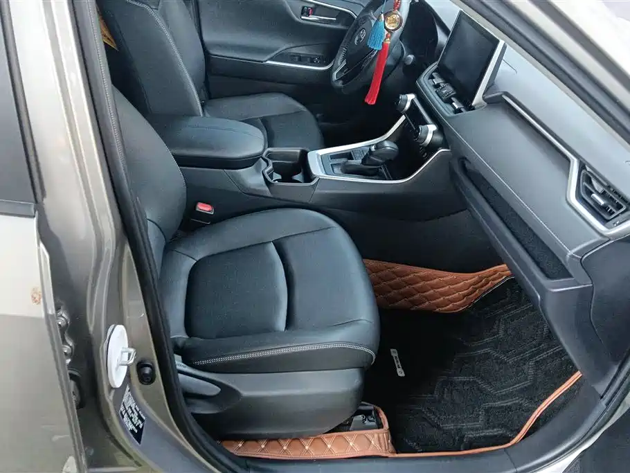 Toyota RAV4 Rongfang 2021 2.0L CVT 2WD Trend PLUS фото 8