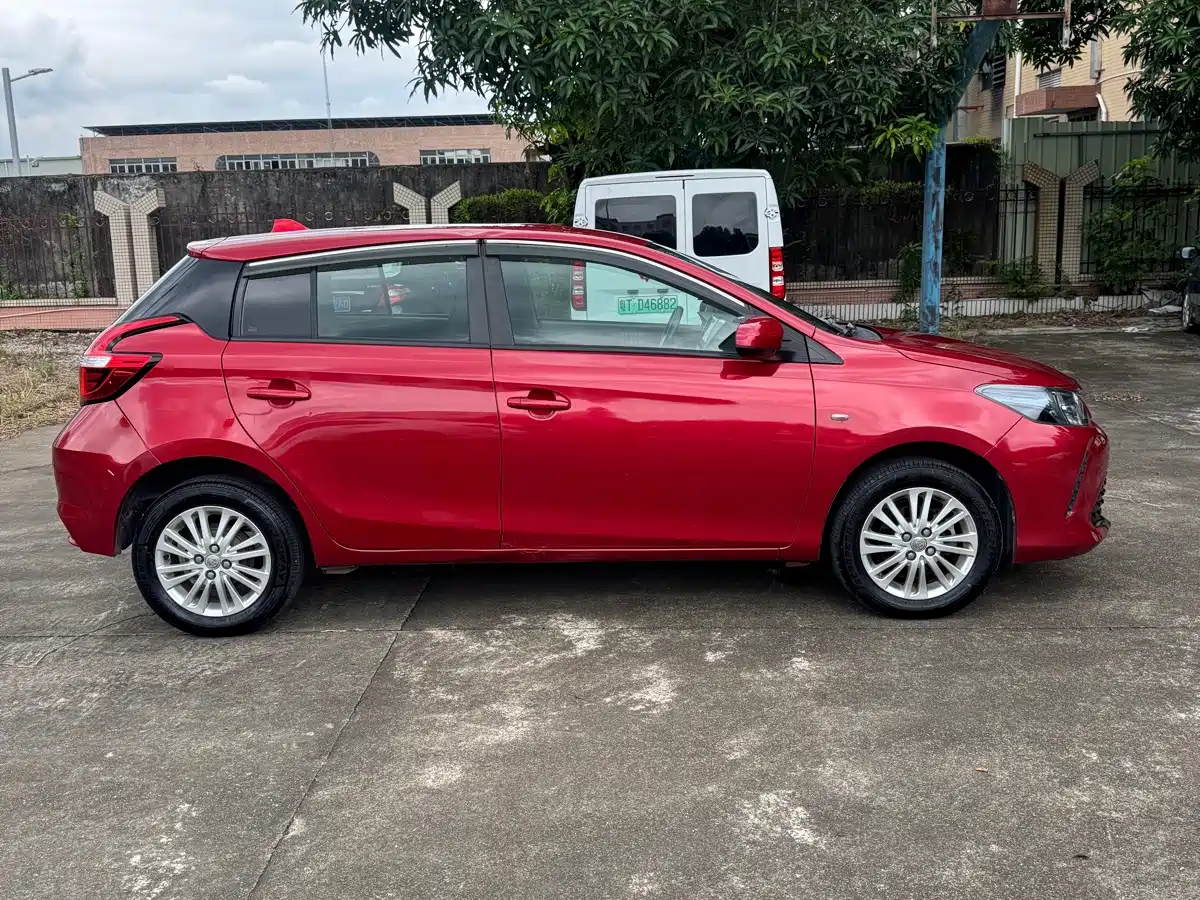 Фото 4 - Toyota Vios FS