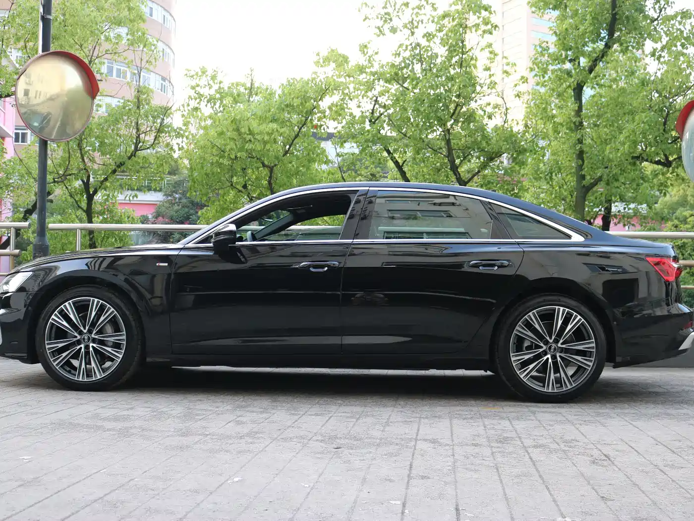 Audi A6L 2024 45 TFSI quattro Premium Elegance фото 2