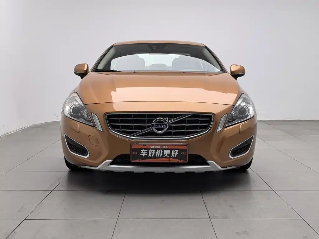 Volvo S60 (Import) 2011 2012 T5 Prestige Edition