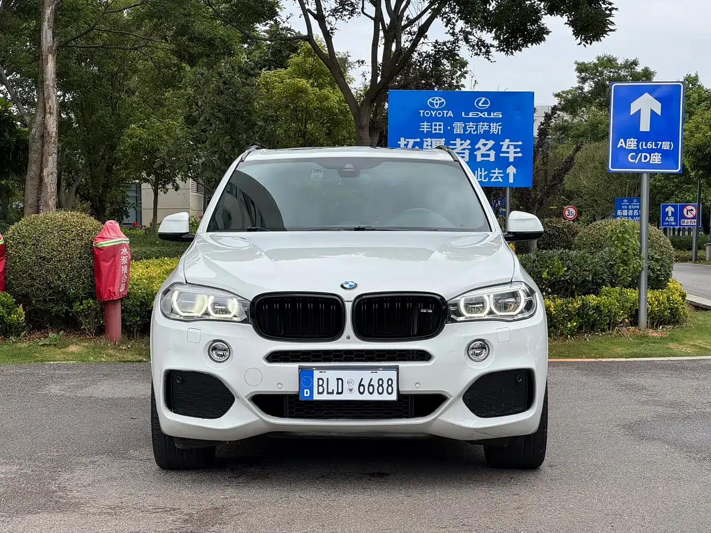 BMW X5 (Import) фото 2