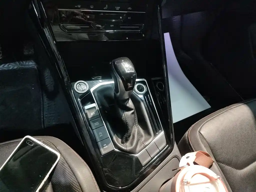Volkswagen Tayron 2020 280TSI 2WD Luxury Smart Edition фото 14