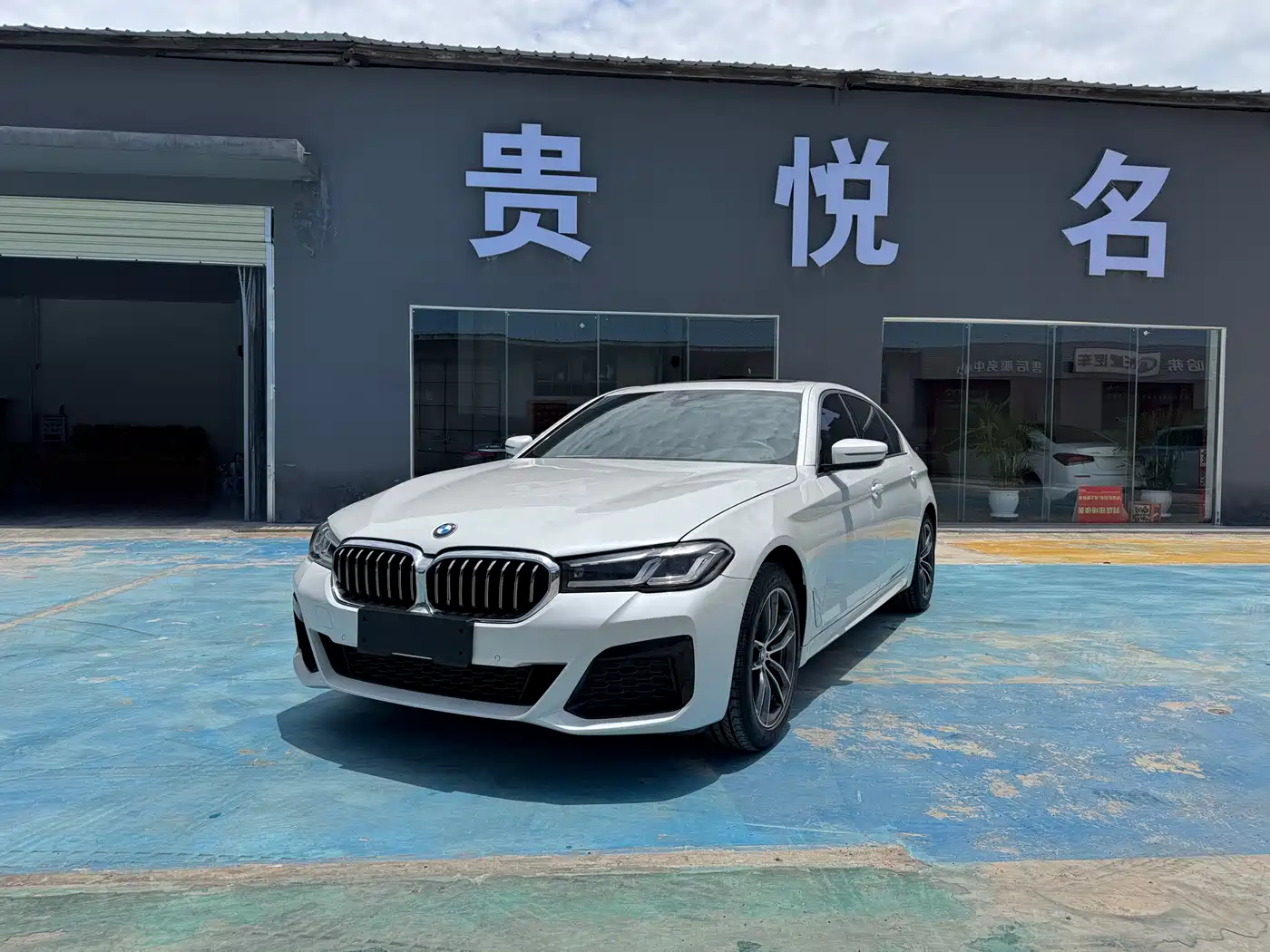 BMW 5 Series 2021 525Li M Sport Package