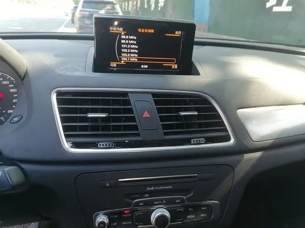 Audi Q3 2017 30 TFSI Style фото 13