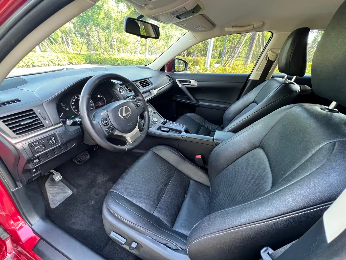 Lexus CT 2014 CT200h Elite Monochrome фото 4