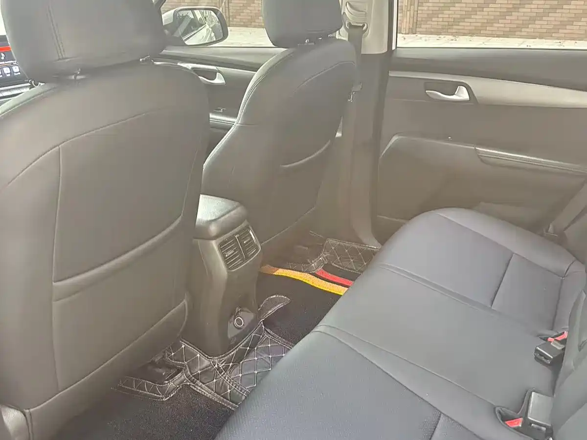 Kia Sportage 2019 2.0L Automatic Smart Luxury Edition фото 8